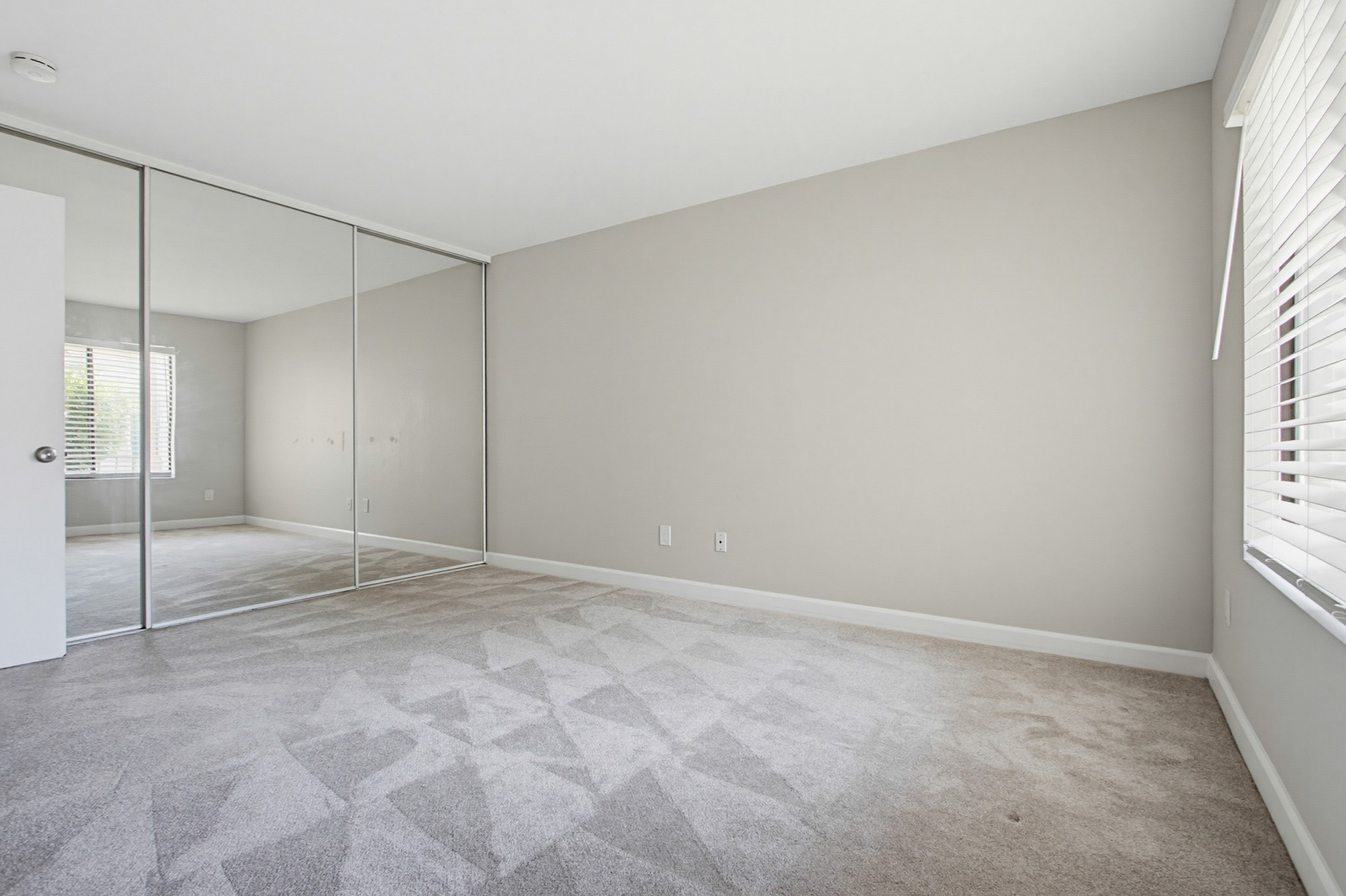 Virtual tour photo 21 of 30 for 10855 Camino Ruiz Unit 38