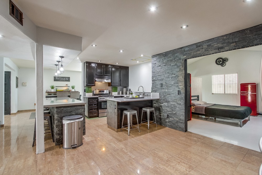 Virtual tour photo 15 of 30 for 1086 Firethorn St