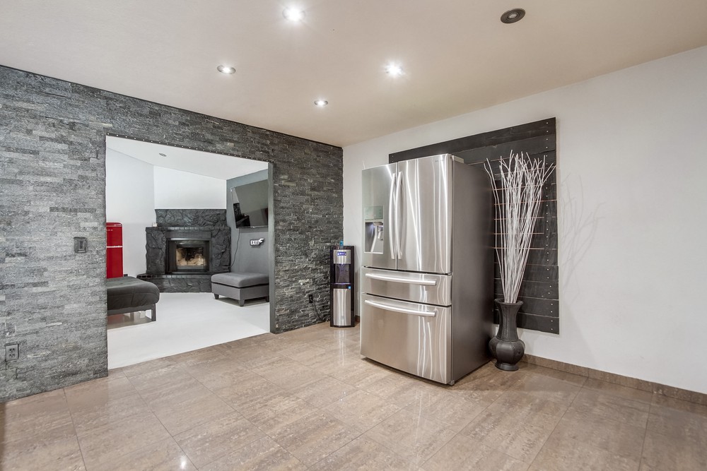 Virtual tour photo 16 of 30 for 1086 Firethorn St