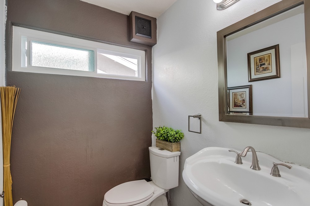 Virtual tour photo 17 of 30 for 1086 Firethorn St