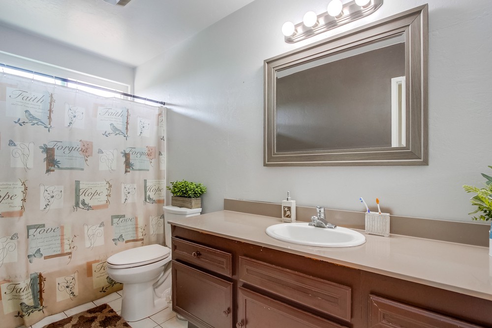 Virtual tour photo 26 of 30 for 1086 Firethorn St