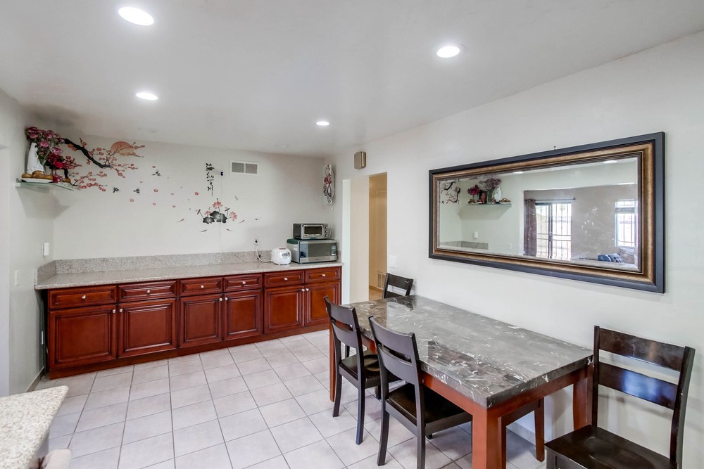 Virtual tour photo 10 of 35 for 10866 Sandy Hook Rd