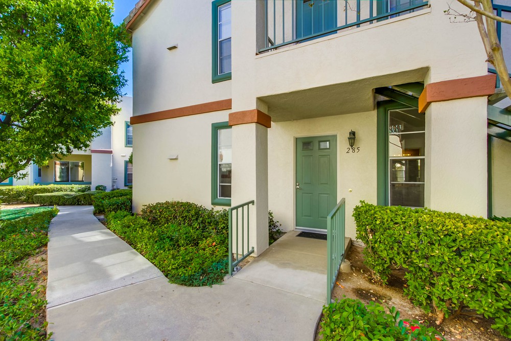 Virtual tour photo 4 of 26 for 10872 Sabre Hill Dr UNIT 285