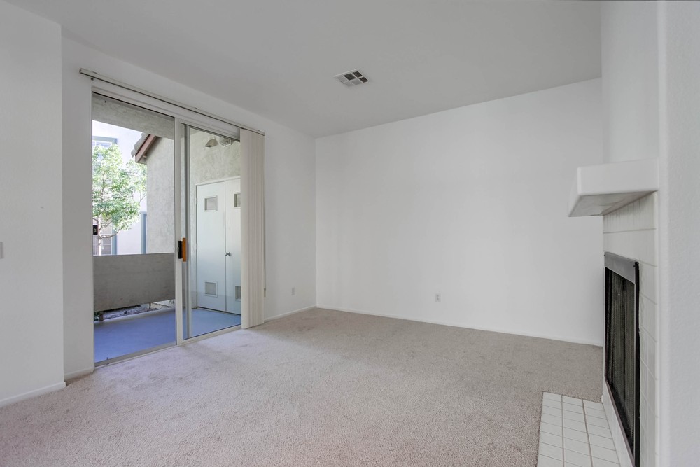 Virtual tour photo 9 of 26 for 10872 Sabre Hill Dr UNIT 285