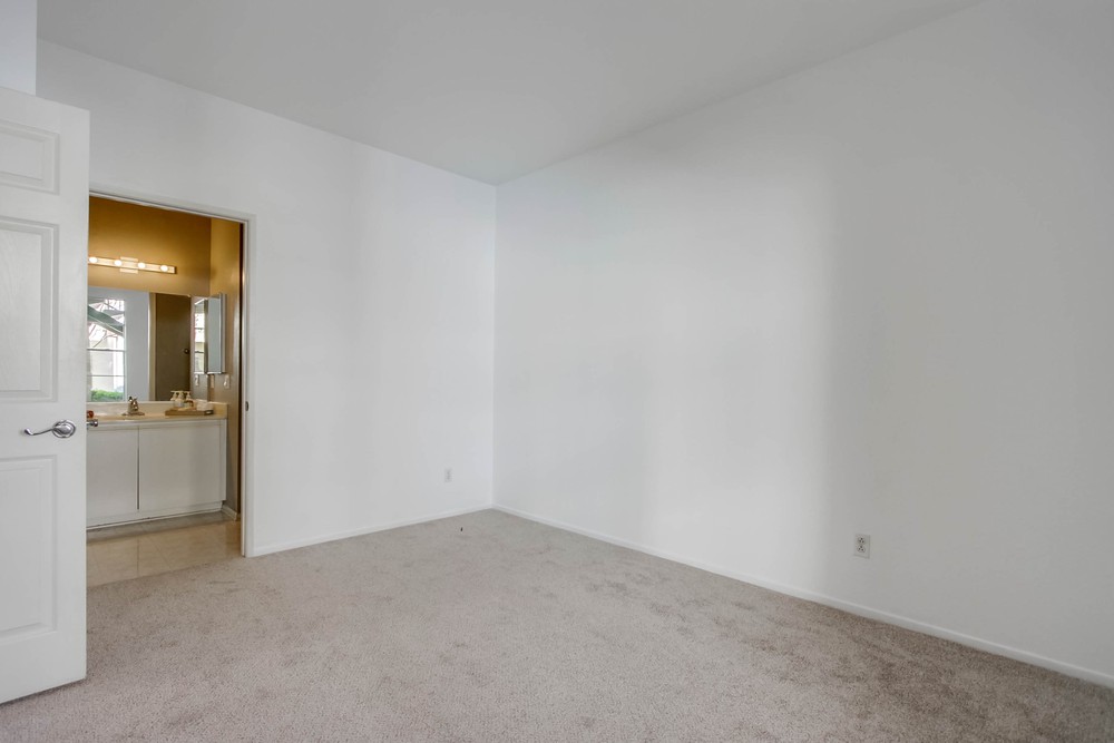 Virtual tour photo 15 of 26 for 10872 Sabre Hill Dr UNIT 285