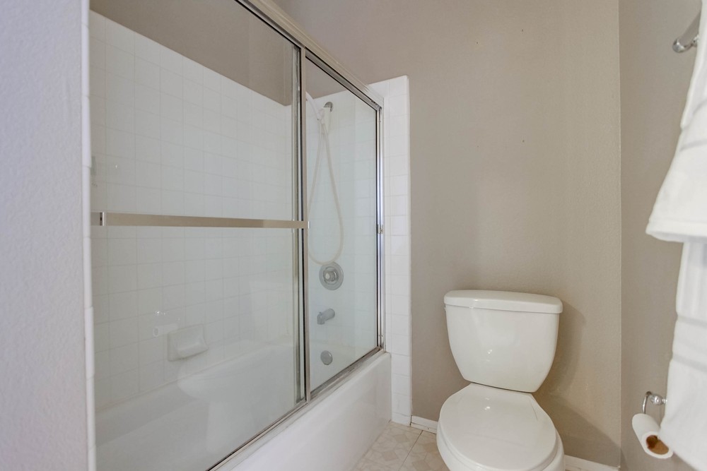 Virtual tour photo 18 of 26 for 10872 Sabre Hill Dr UNIT 285