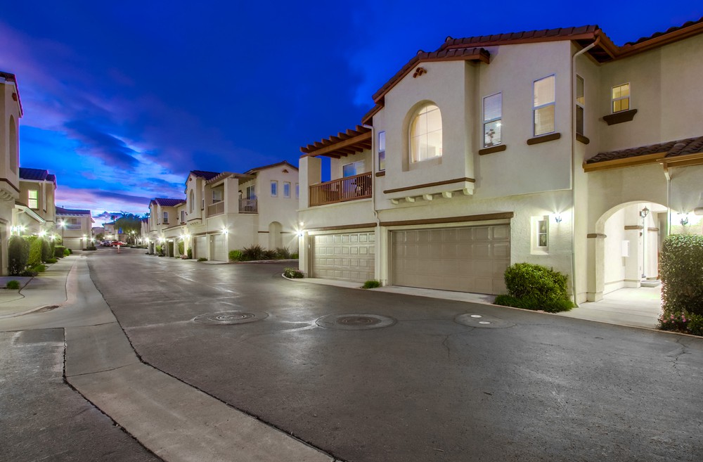 Virtual tour photo 1 of 56 for 10876 Ivy Hill Dr UNIT 4