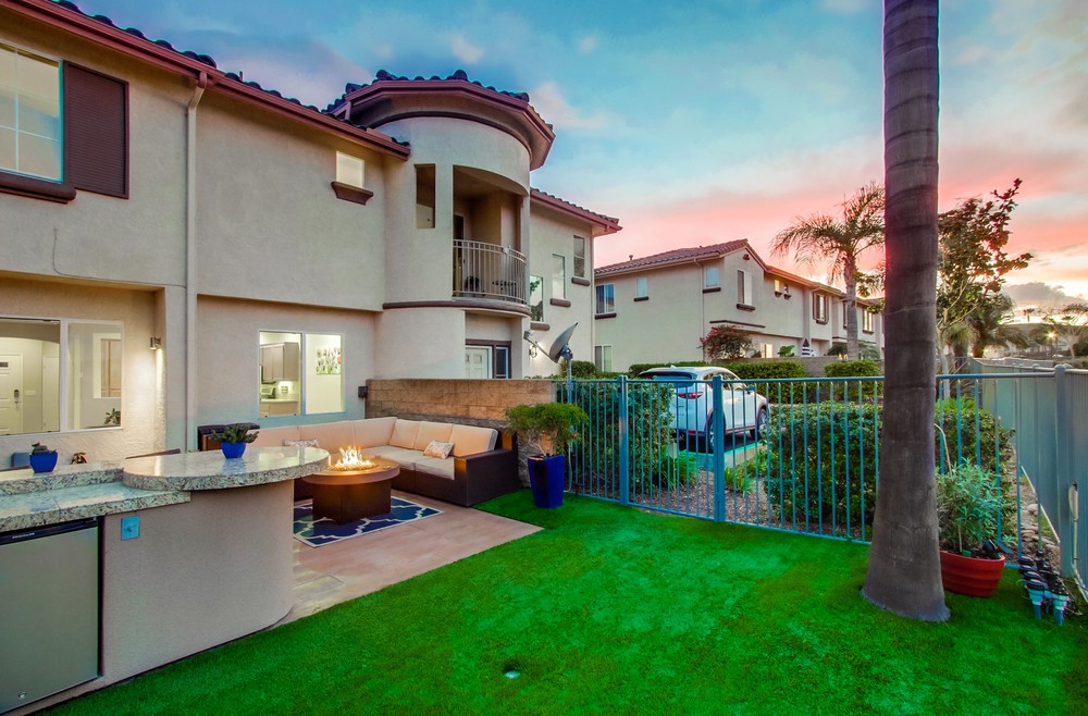 Virtual tour photo 11 of 56 for 10876 Ivy Hill Dr UNIT 4