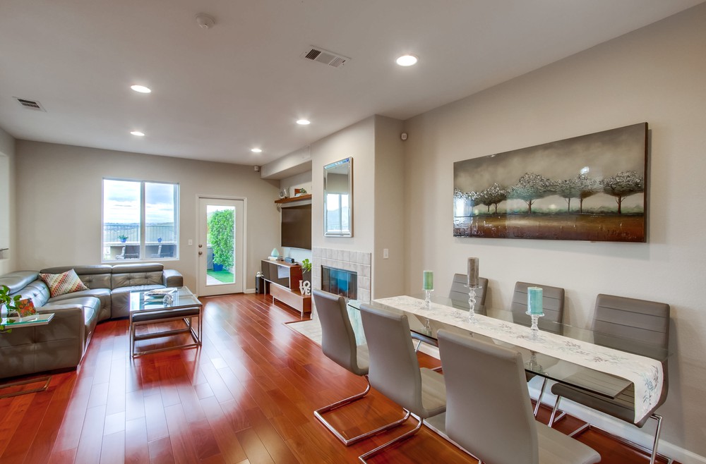Virtual tour photo 21 of 56 for 10876 Ivy Hill Dr UNIT 4