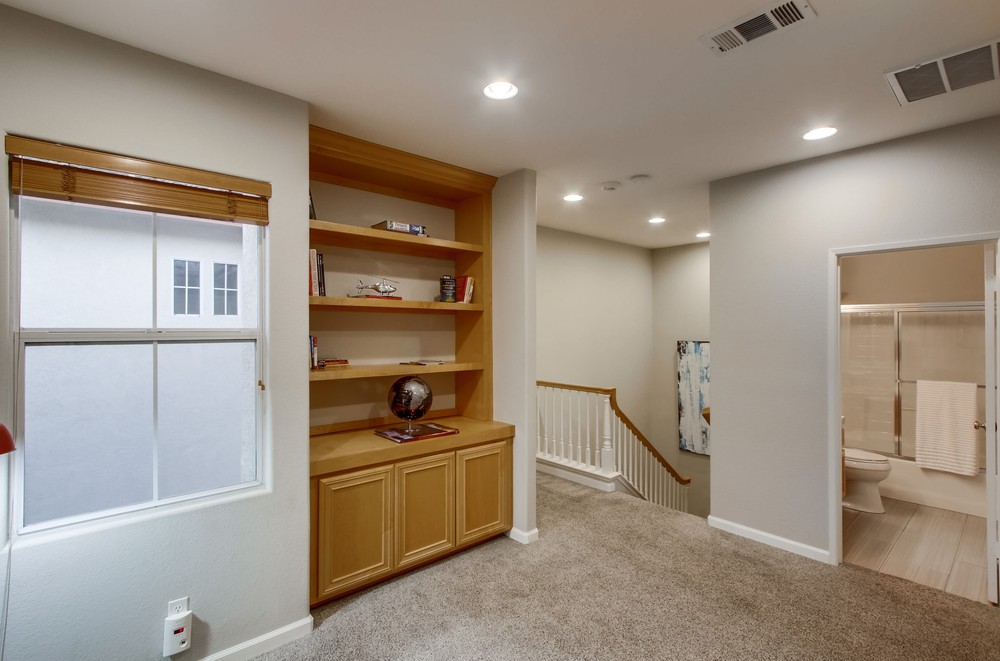 Virtual tour photo 32 of 56 for 10876 Ivy Hill Dr UNIT 4
