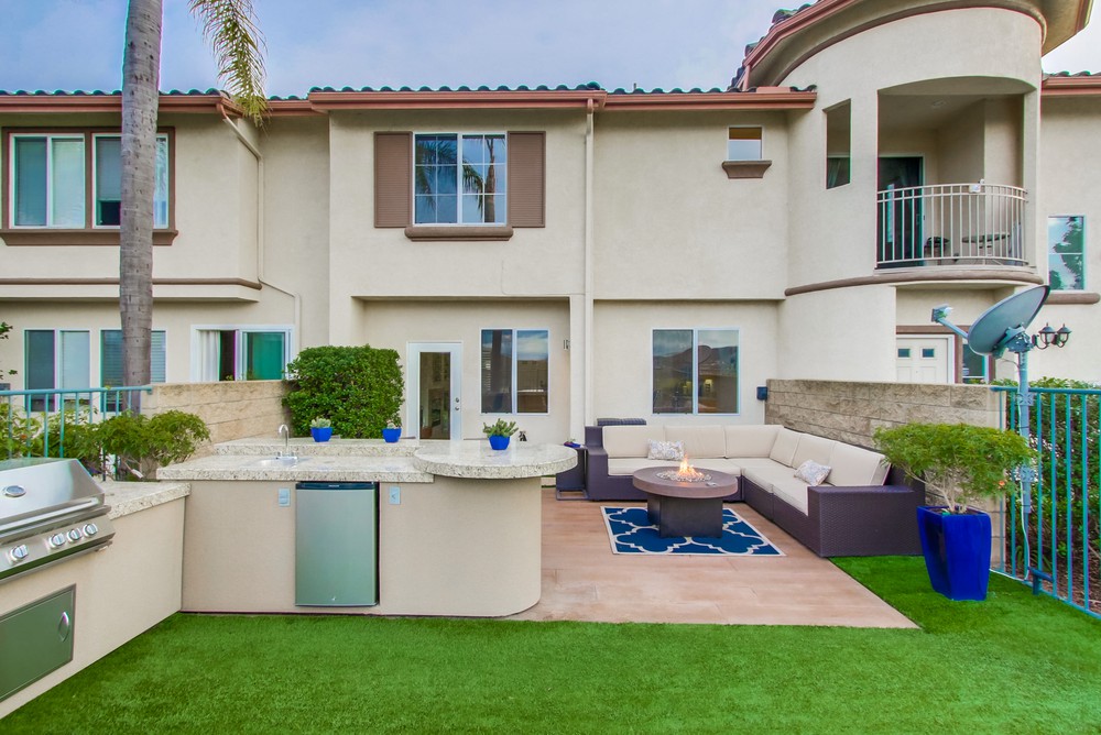 Virtual tour photo 48 of 56 for 10876 Ivy Hill Dr UNIT 4