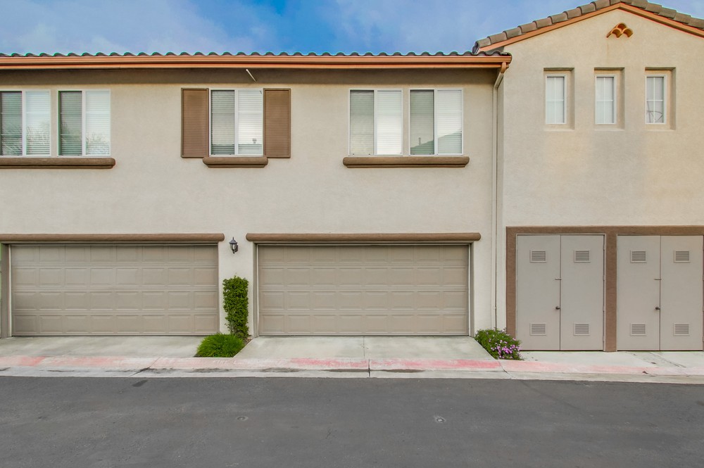 Virtual tour photo 55 of 56 for 10876 Ivy Hill Dr UNIT 4
