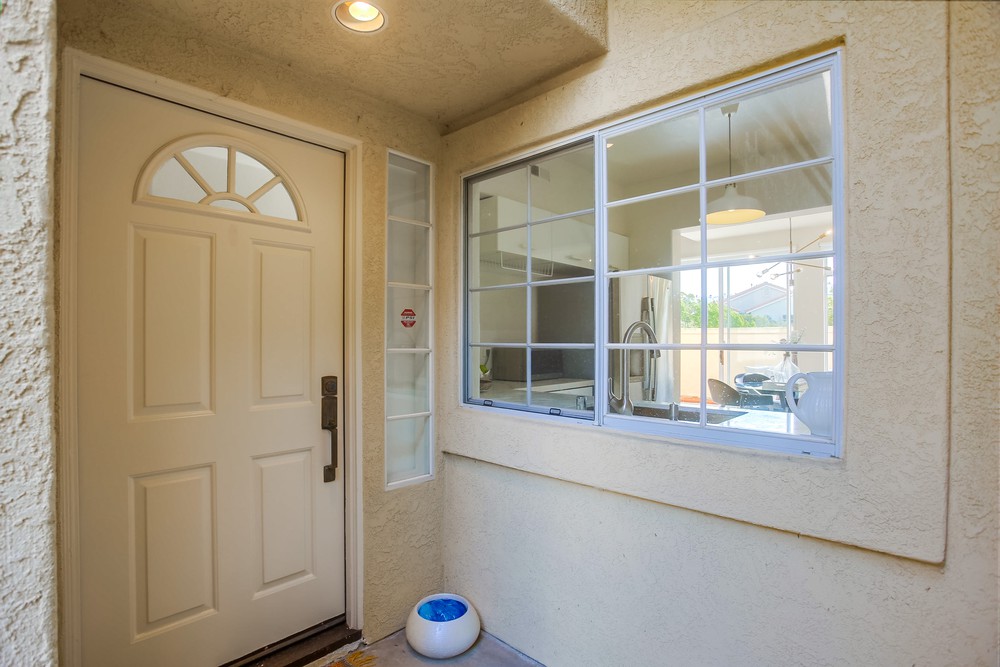 Virtual tour photo 5 of 42 for 10884 Creekbridge Pl