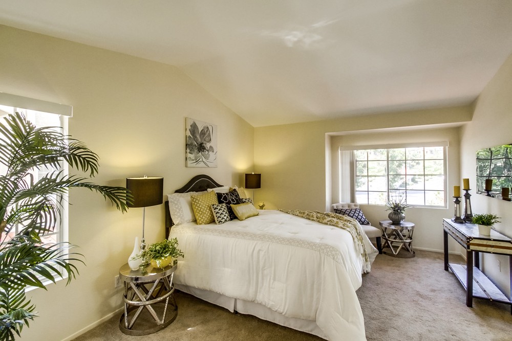 Virtual tour photo 19 of 34 for 10884 Creekbridge Pl