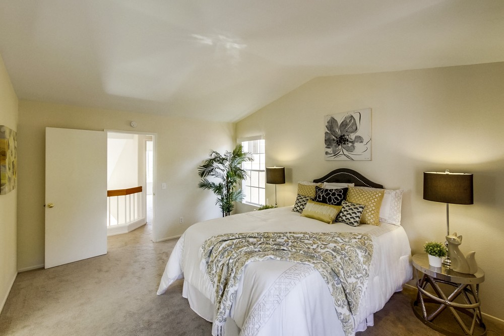 Virtual tour photo 21 of 34 for 10884 Creekbridge Pl