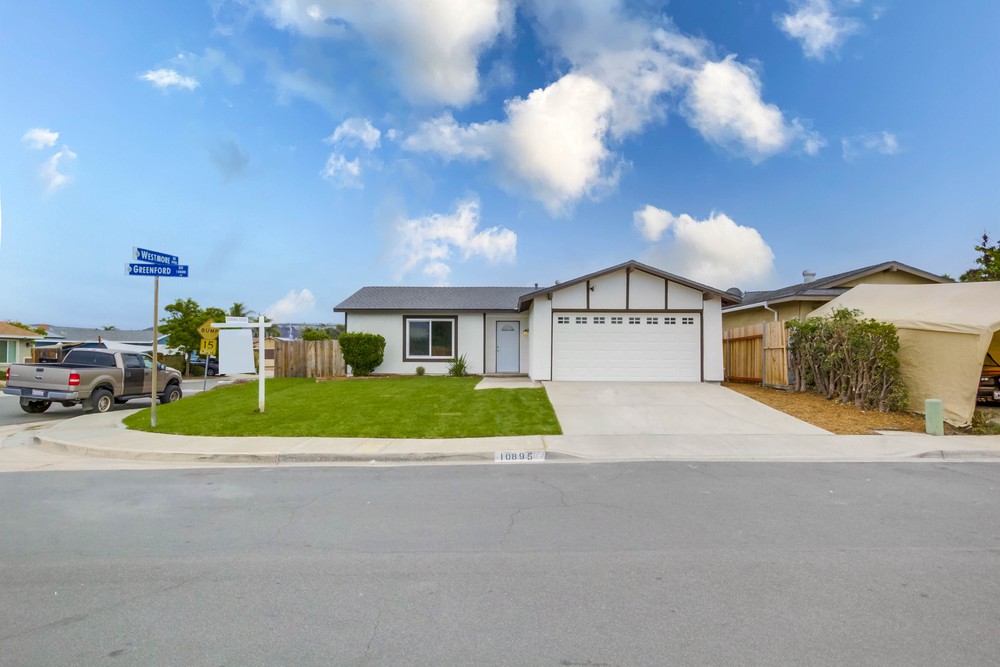 Virtual tour photo 1 of 37 for 10895 Greenford Dr
