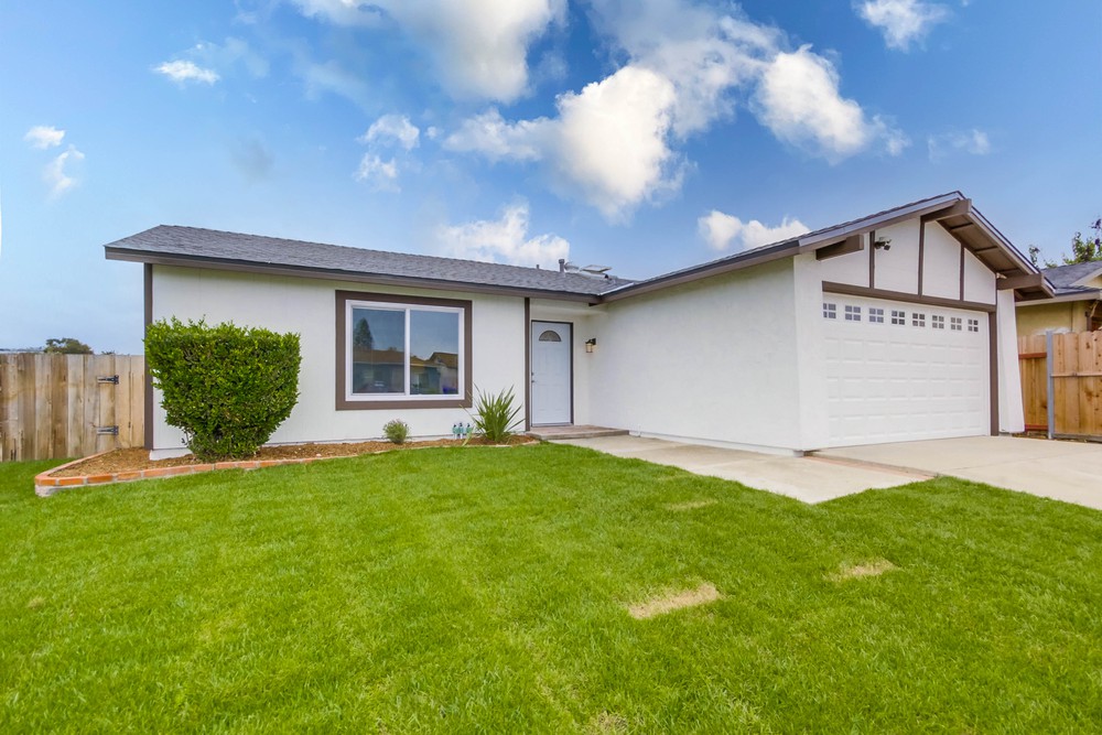 Virtual tour photo 3 of 37 for 10895 Greenford Dr