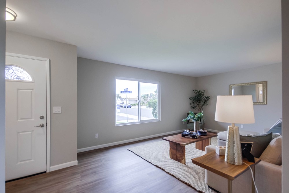 Virtual tour photo 8 of 37 for 10895 Greenford Dr