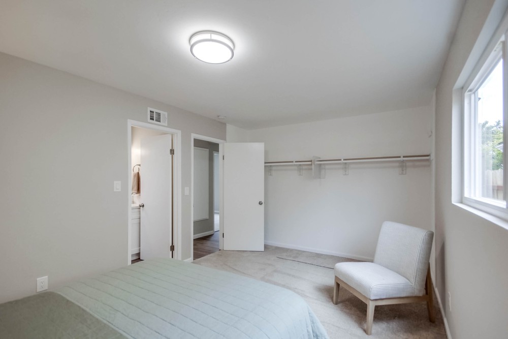 Virtual tour photo 25 of 37 for 10895 Greenford Dr