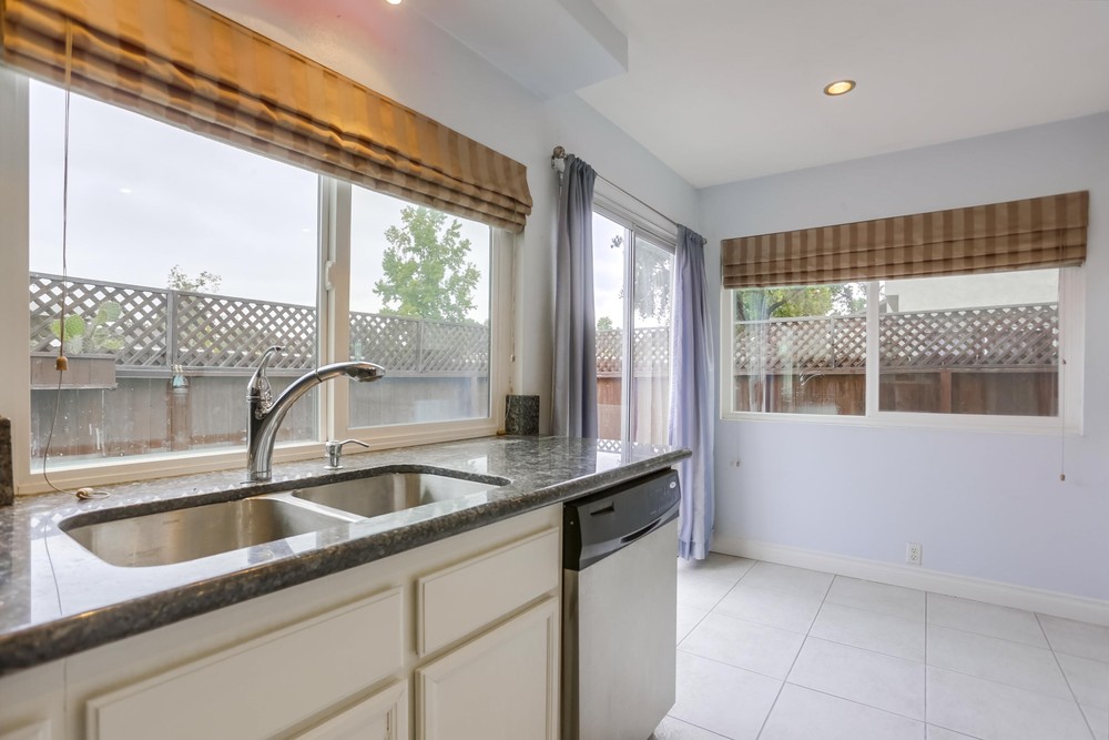 Virtual tour photo 14 of 38 for 10896 Caravelle Pl