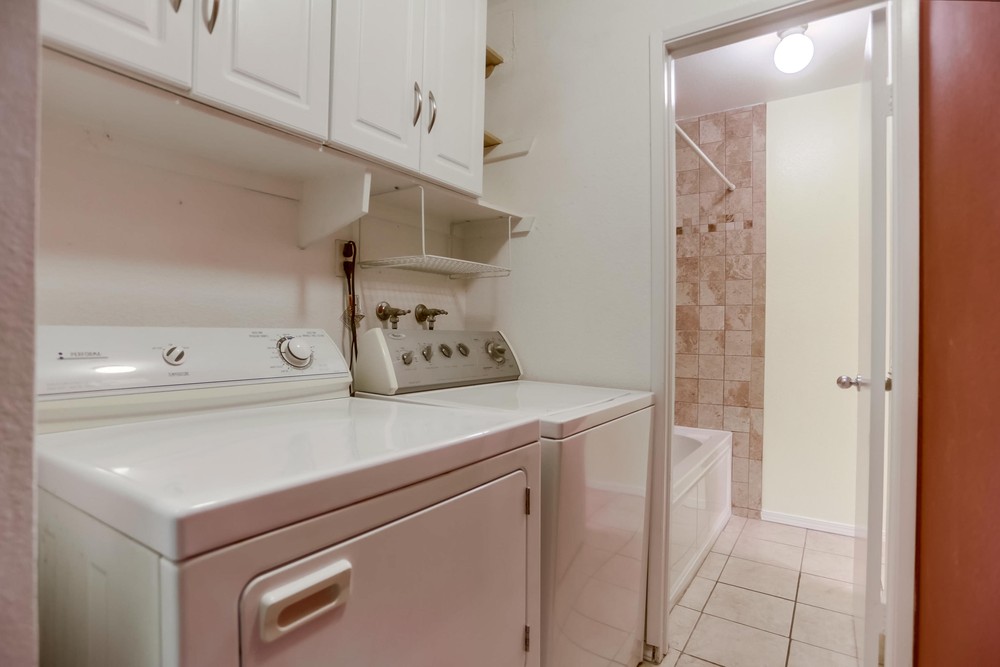 Virtual tour photo 27 of 38 for 10896 Caravelle Pl