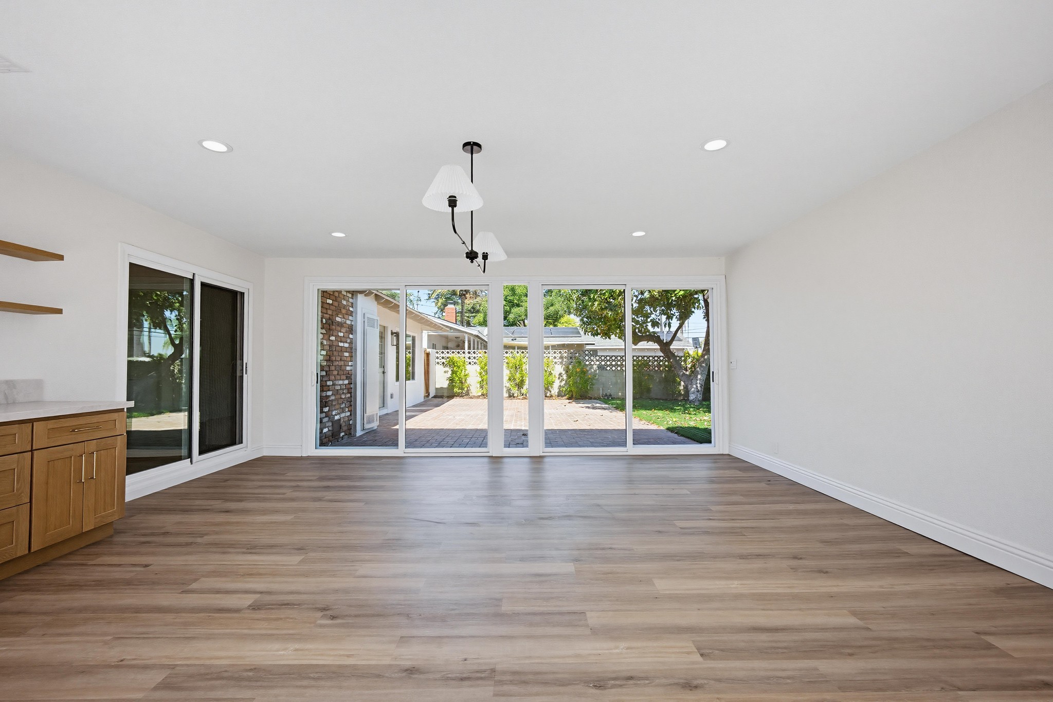 Virtual tour photo 20 of 45 for 109 E Francis St