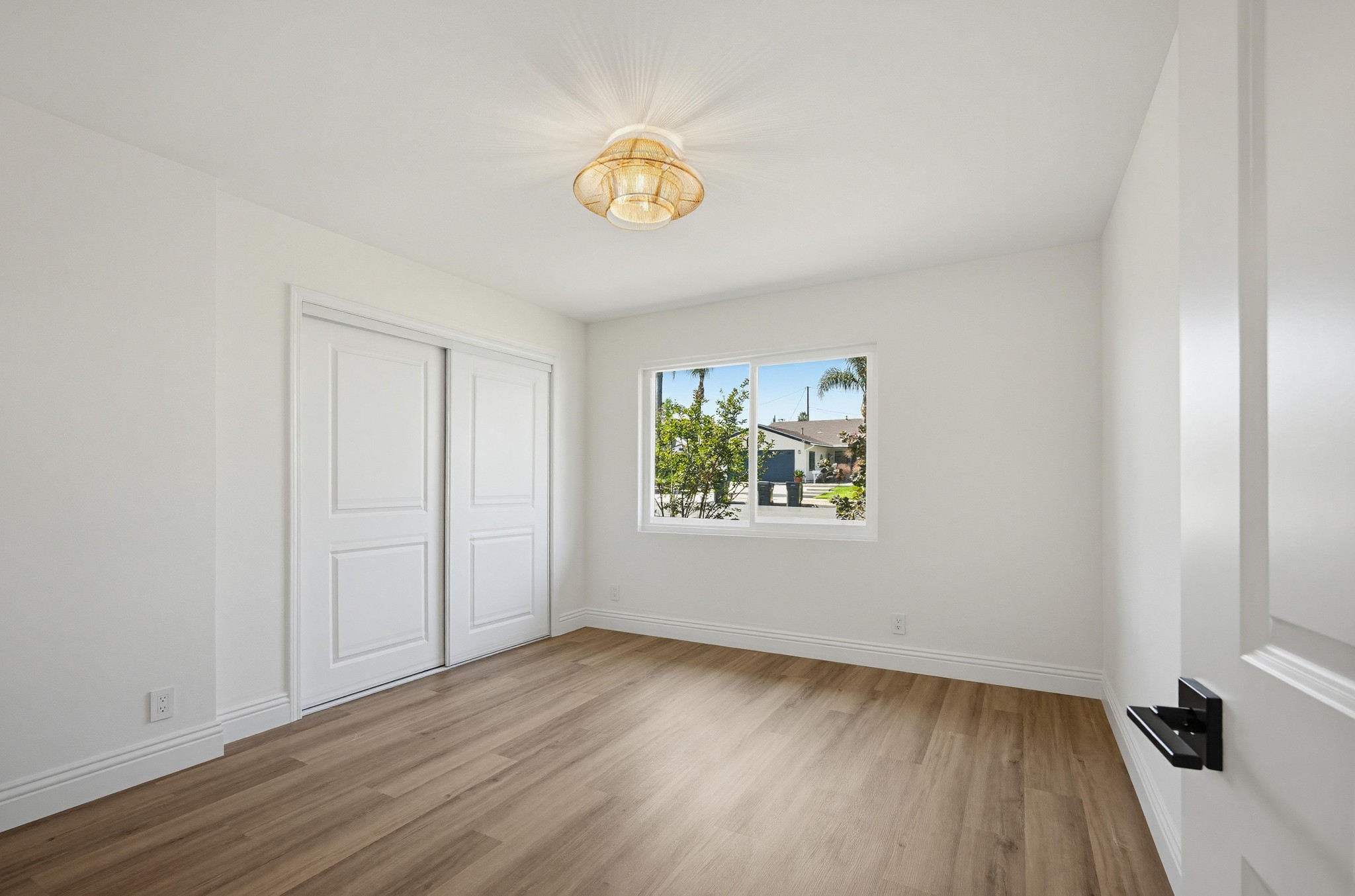 Virtual tour photo 22 of 45 for 109 E Francis St