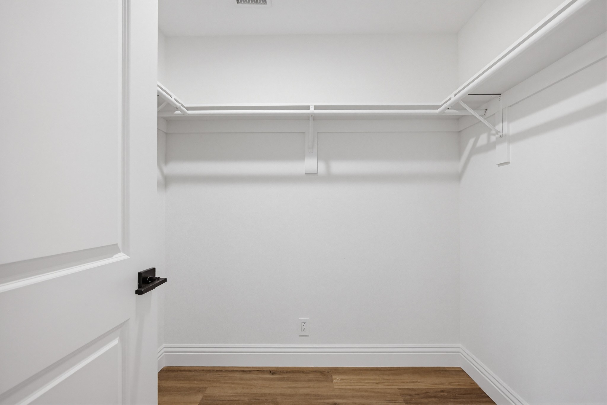 Virtual tour photo 32 of 45 for 109 E Francis St