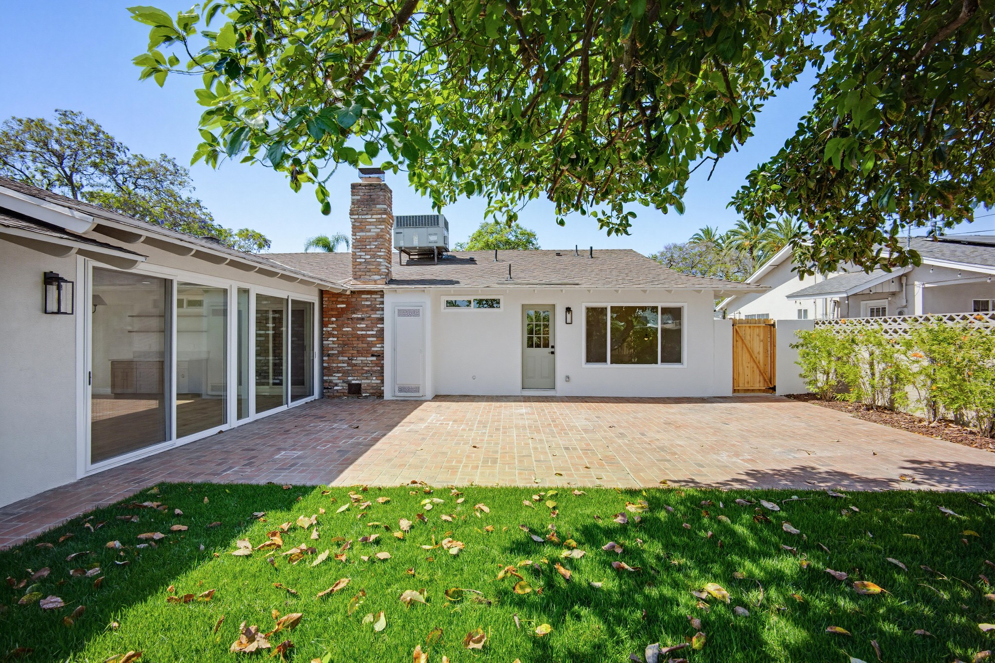 Virtual tour photo 45 of 45 for 109 E Francis St