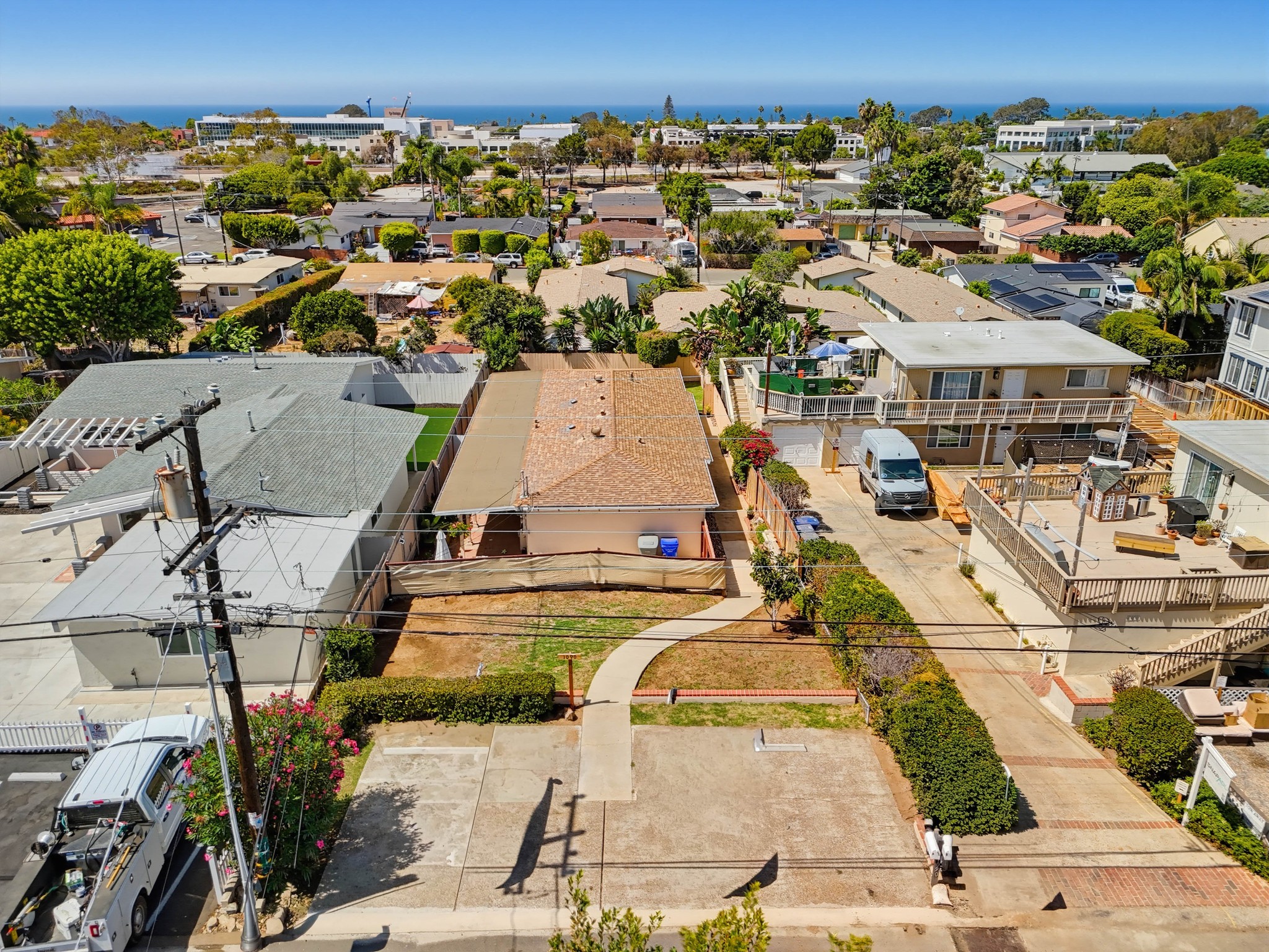 Virtual tour photo 4 of 44 for 1090 Gardena Rd