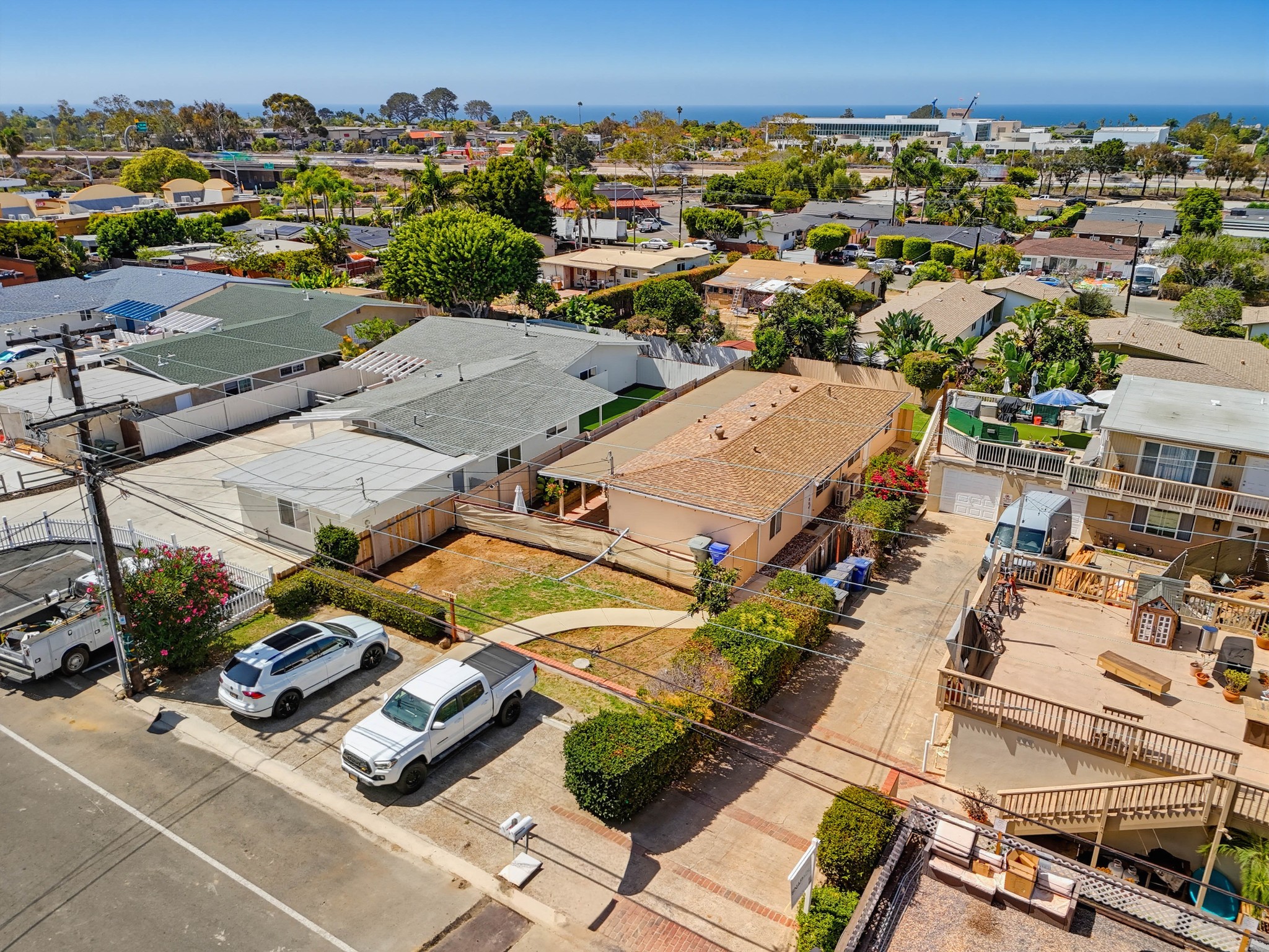 Virtual tour photo 5 of 44 for 1090 Gardena Rd