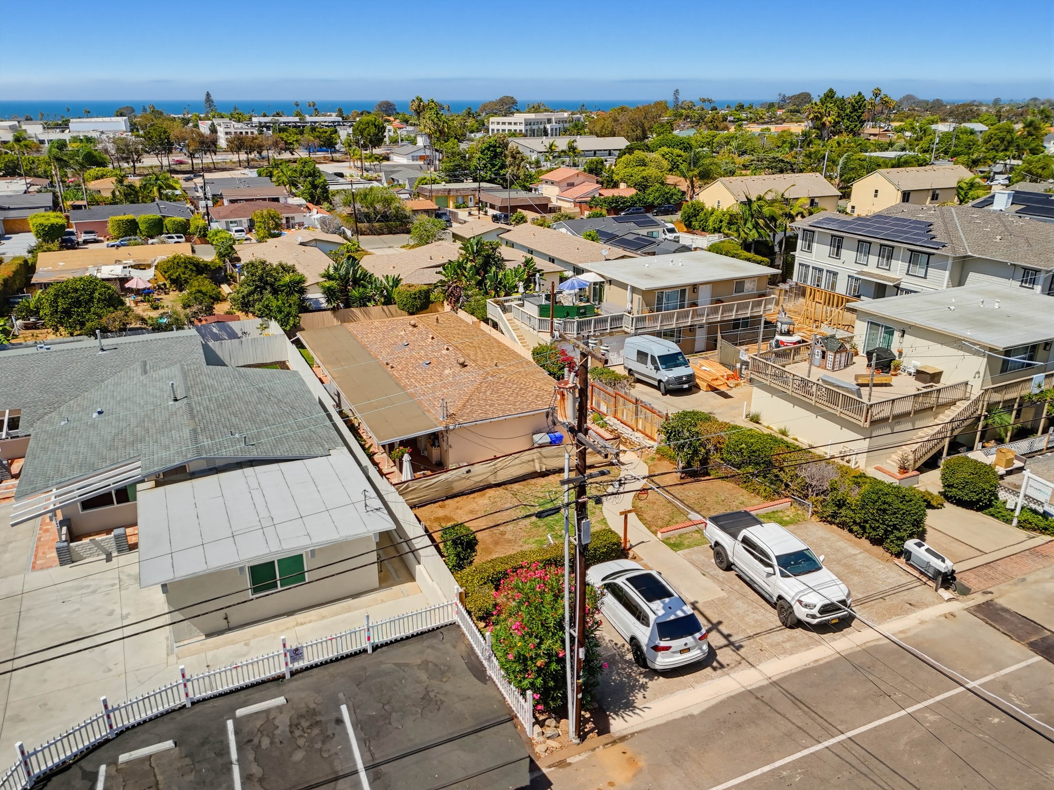 Virtual tour photo 6 of 44 for 1090 Gardena Rd