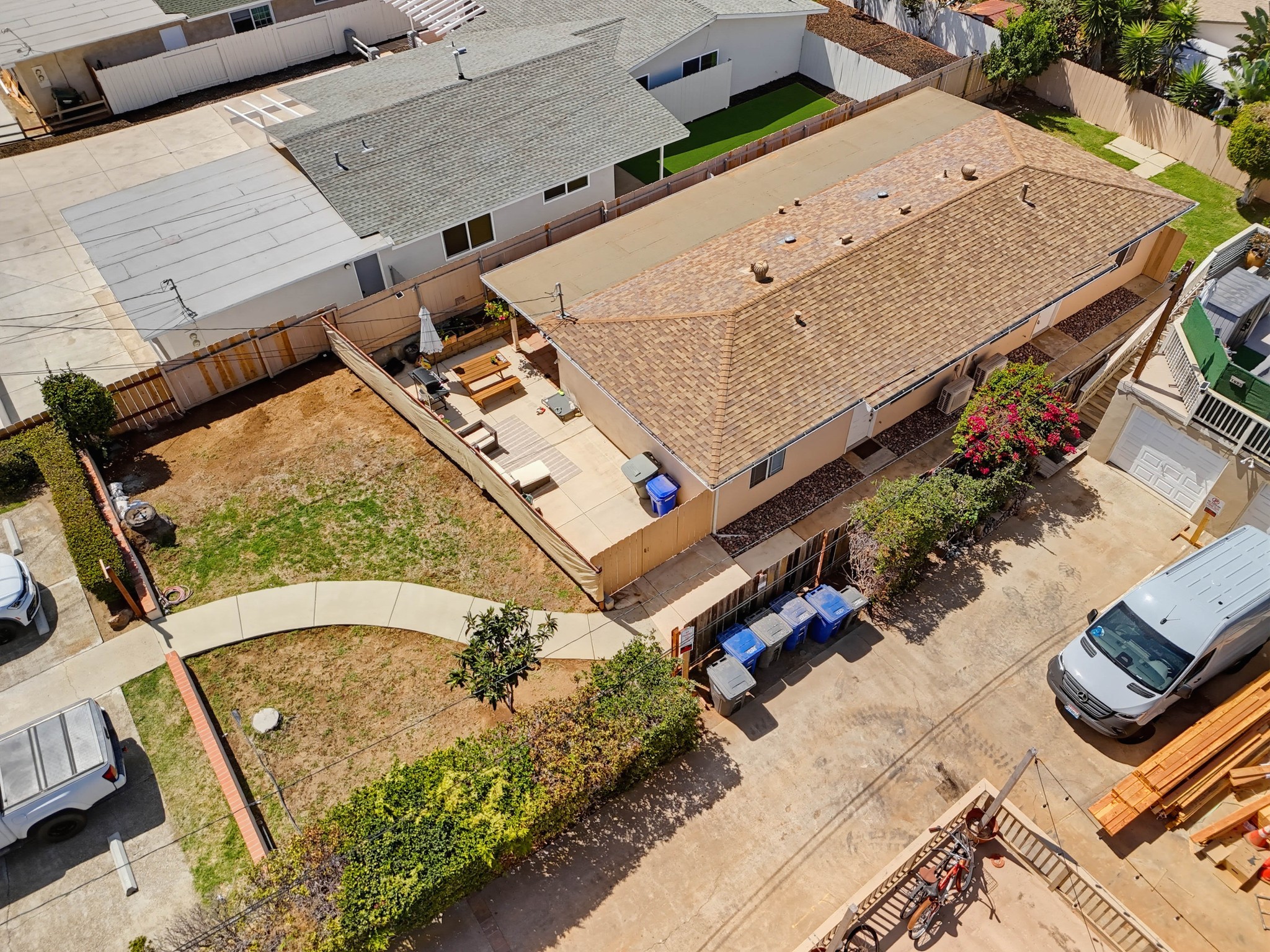 Virtual tour photo 14 of 44 for 1090 Gardena Rd