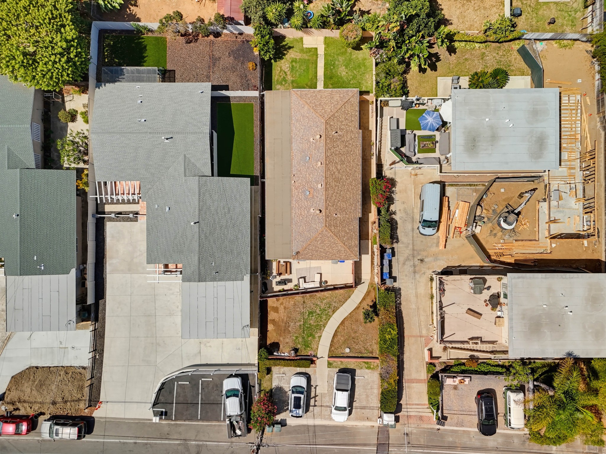 Virtual tour photo 17 of 44 for 1090 Gardena Rd