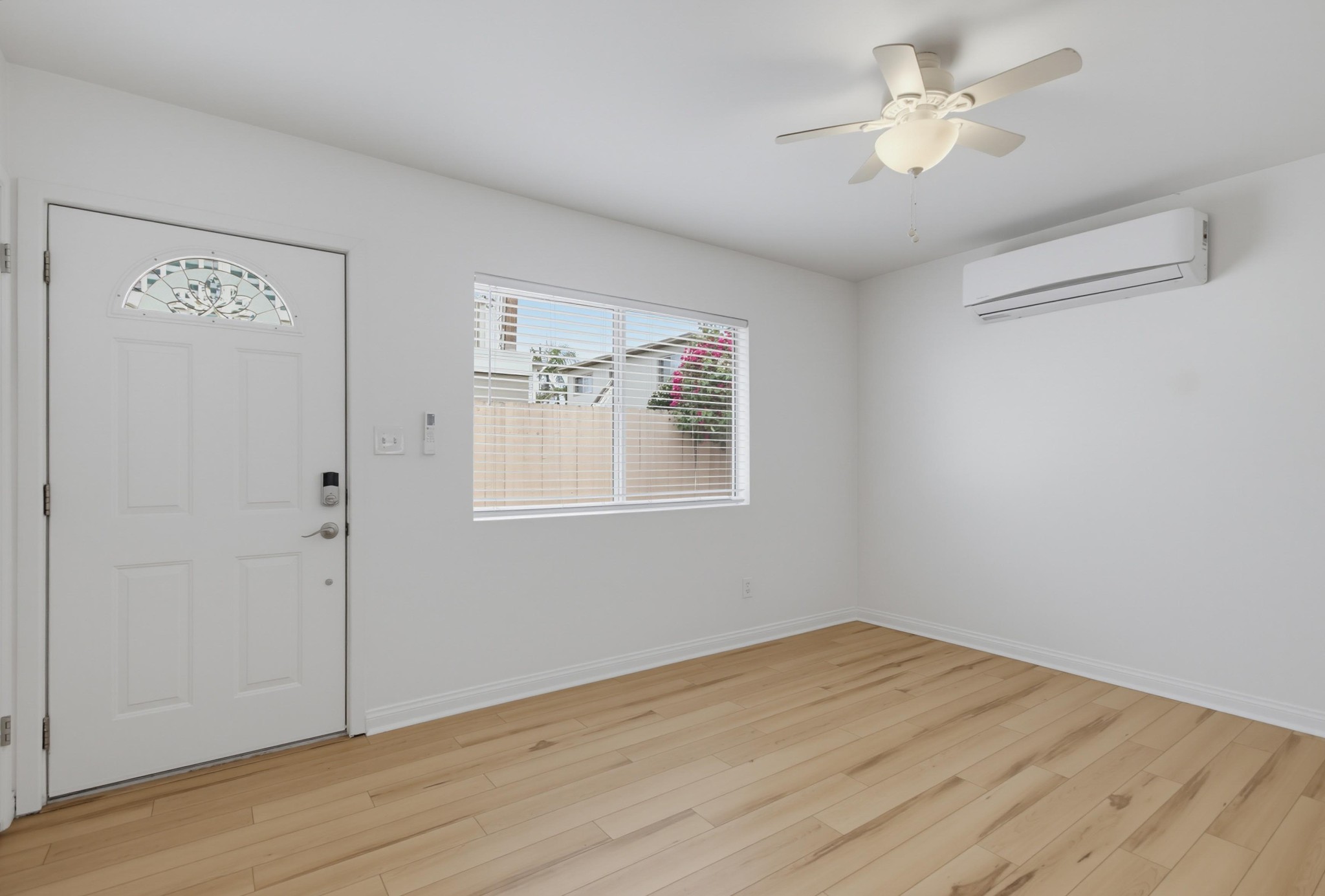 Virtual tour photo 8 of 71 for 1090 Gardena Rd