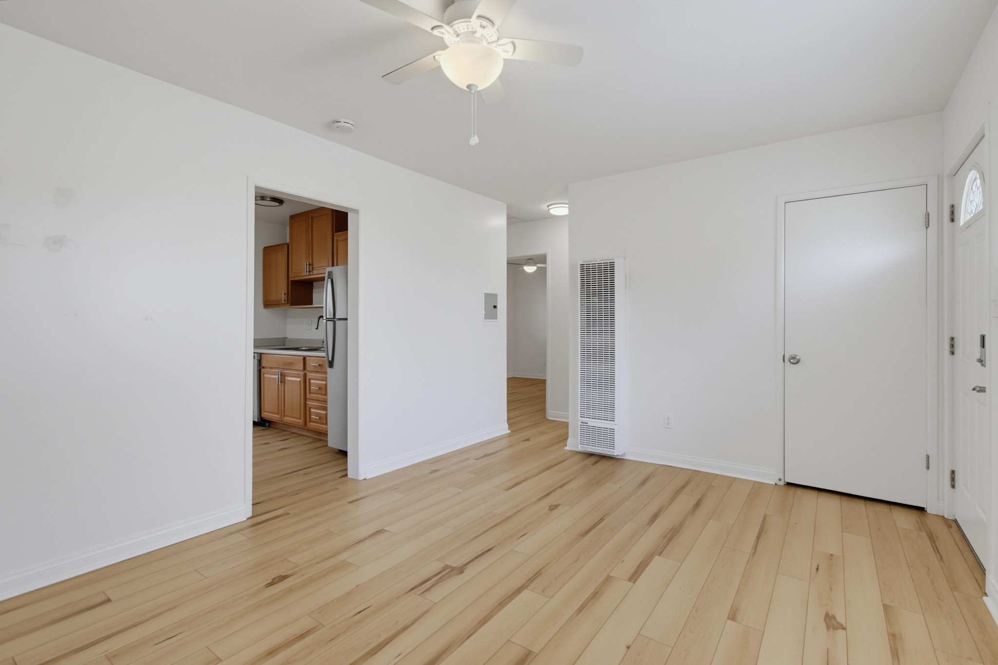 Virtual tour photo 10 of 71 for 1090 Gardena Rd