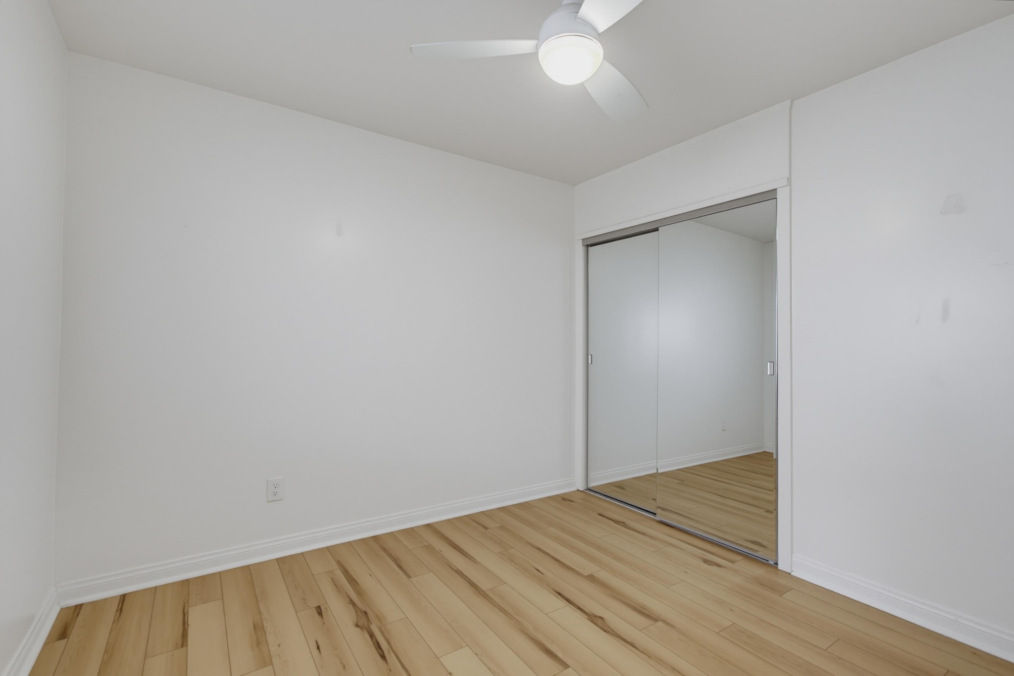 Virtual tour photo 23 of 71 for 1090 Gardena Rd