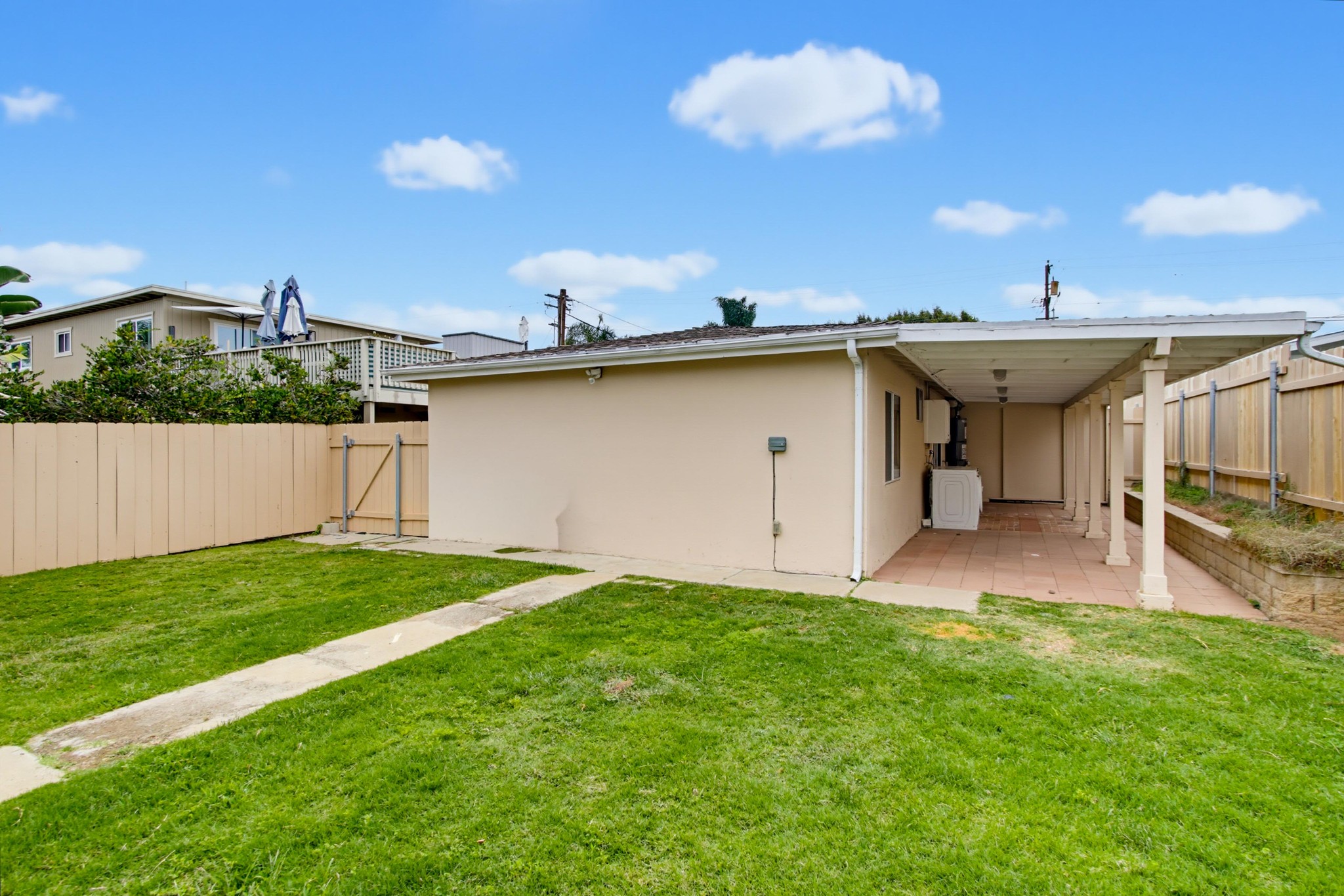 Virtual tour photo 31 of 71 for 1090 Gardena Rd