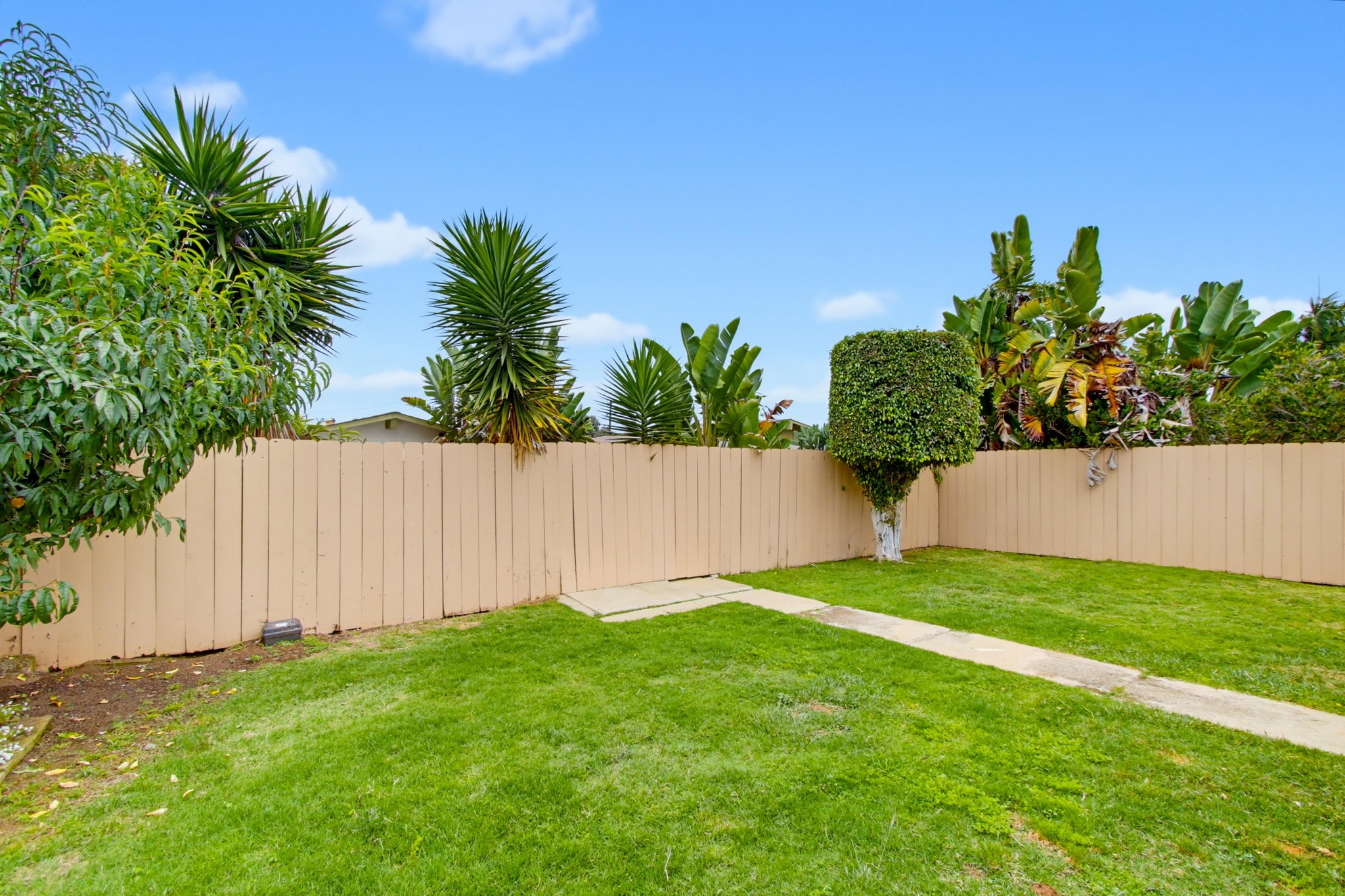 Virtual tour photo 34 of 71 for 1090 Gardena Rd