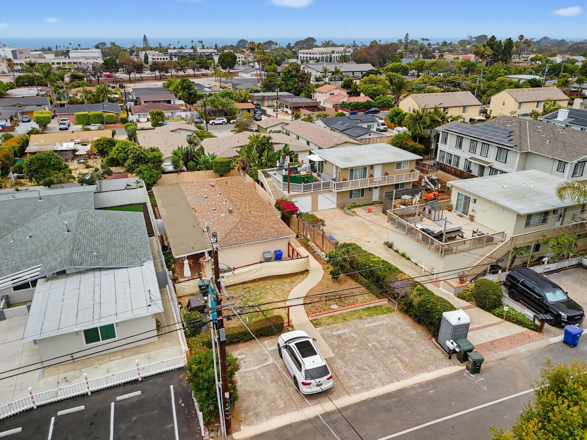 Virtual tour photo 41 of 71 for 1090 Gardena Rd