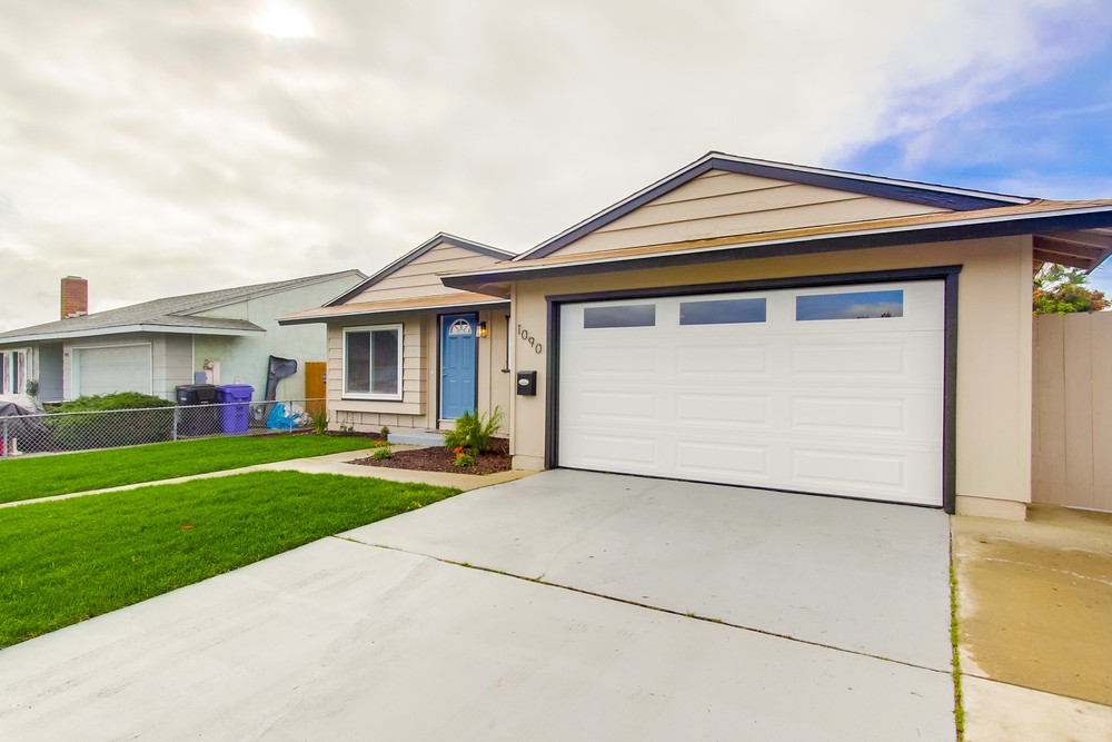Virtual tour photo 5 of 52 for 1090 Piccard Ave