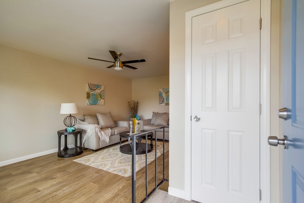 Virtual tour photo 7 of 52 for 1090 Piccard Ave
