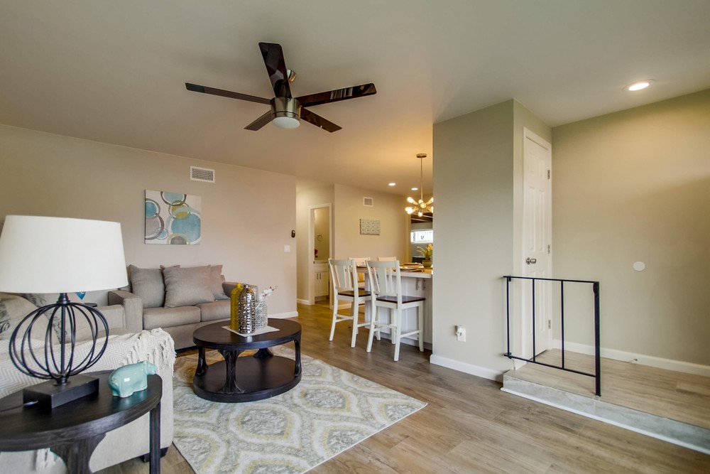 Virtual tour photo 9 of 52 for 1090 Piccard Ave