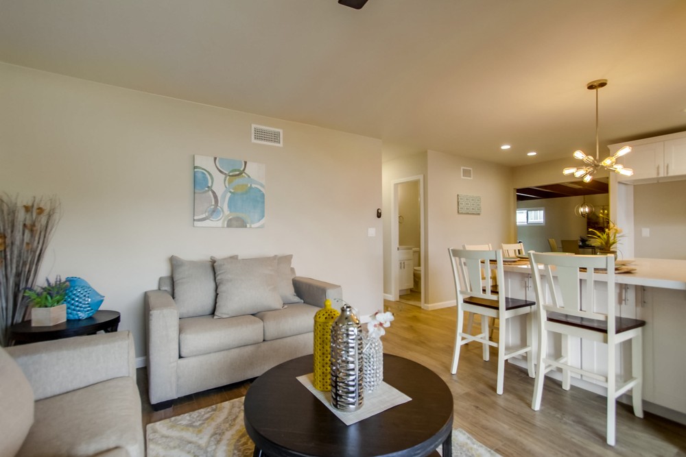Virtual tour photo 10 of 52 for 1090 Piccard Ave
