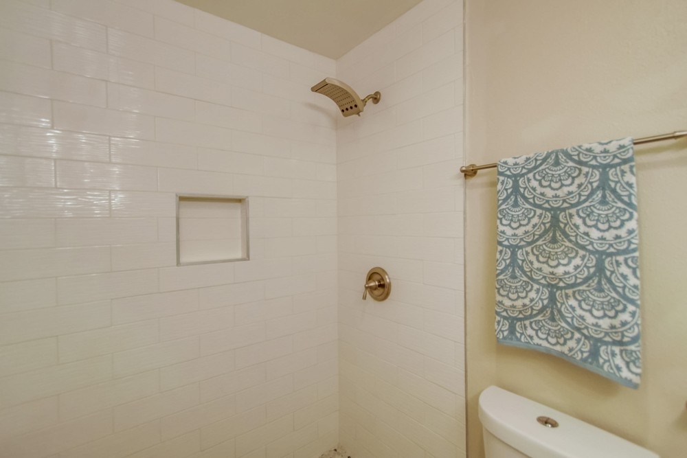Virtual tour photo 31 of 52 for 1090 Piccard Ave