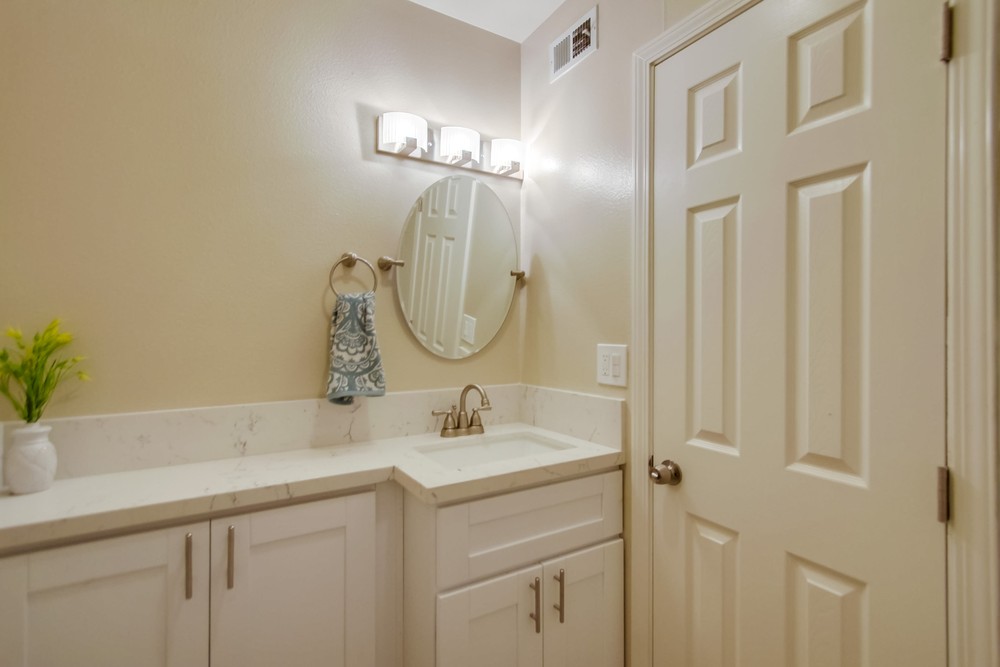Virtual tour photo 32 of 52 for 1090 Piccard Ave