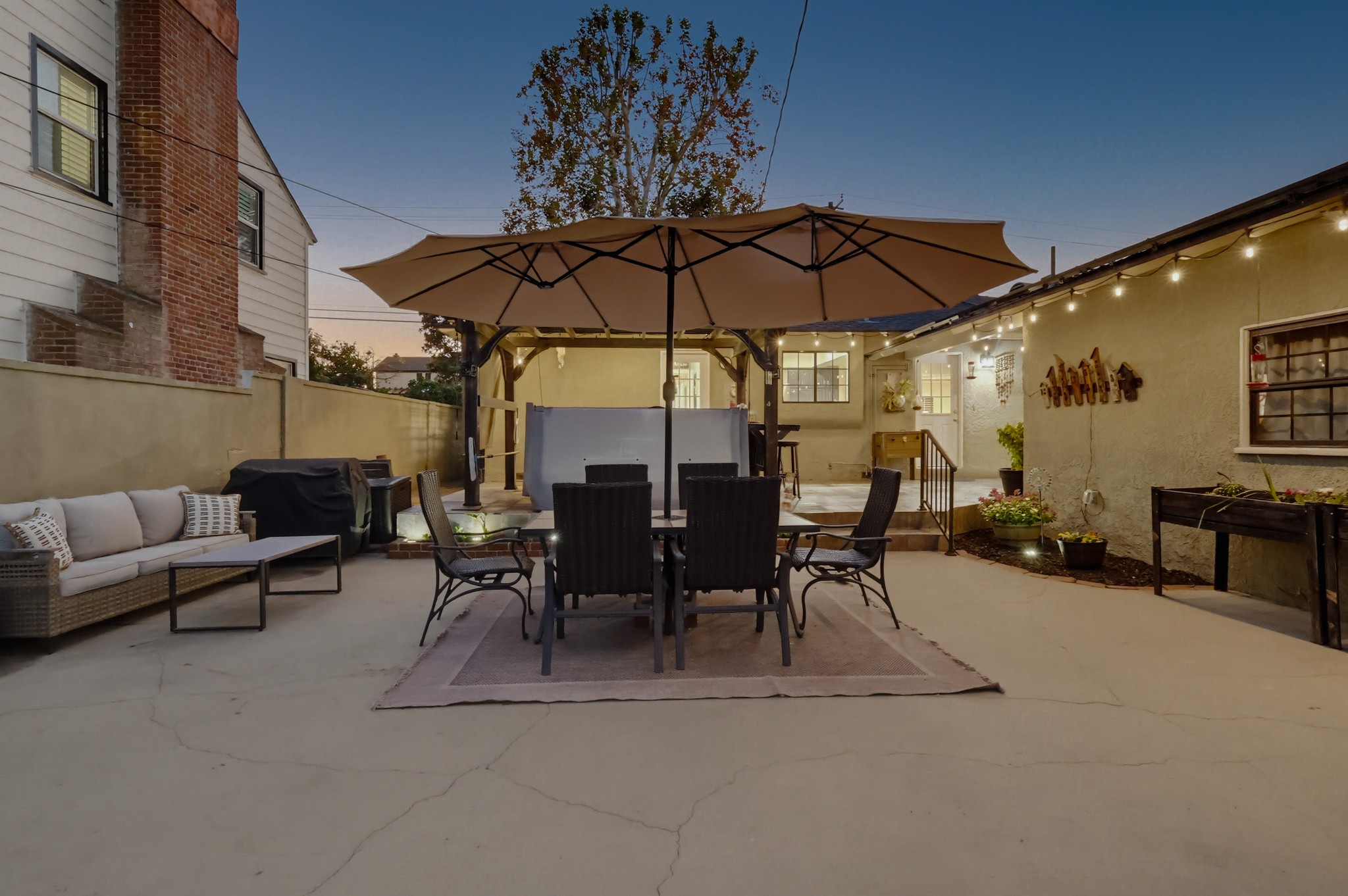 Virtual tour photo 27 of 113 for 10904 La Mirada Blvd