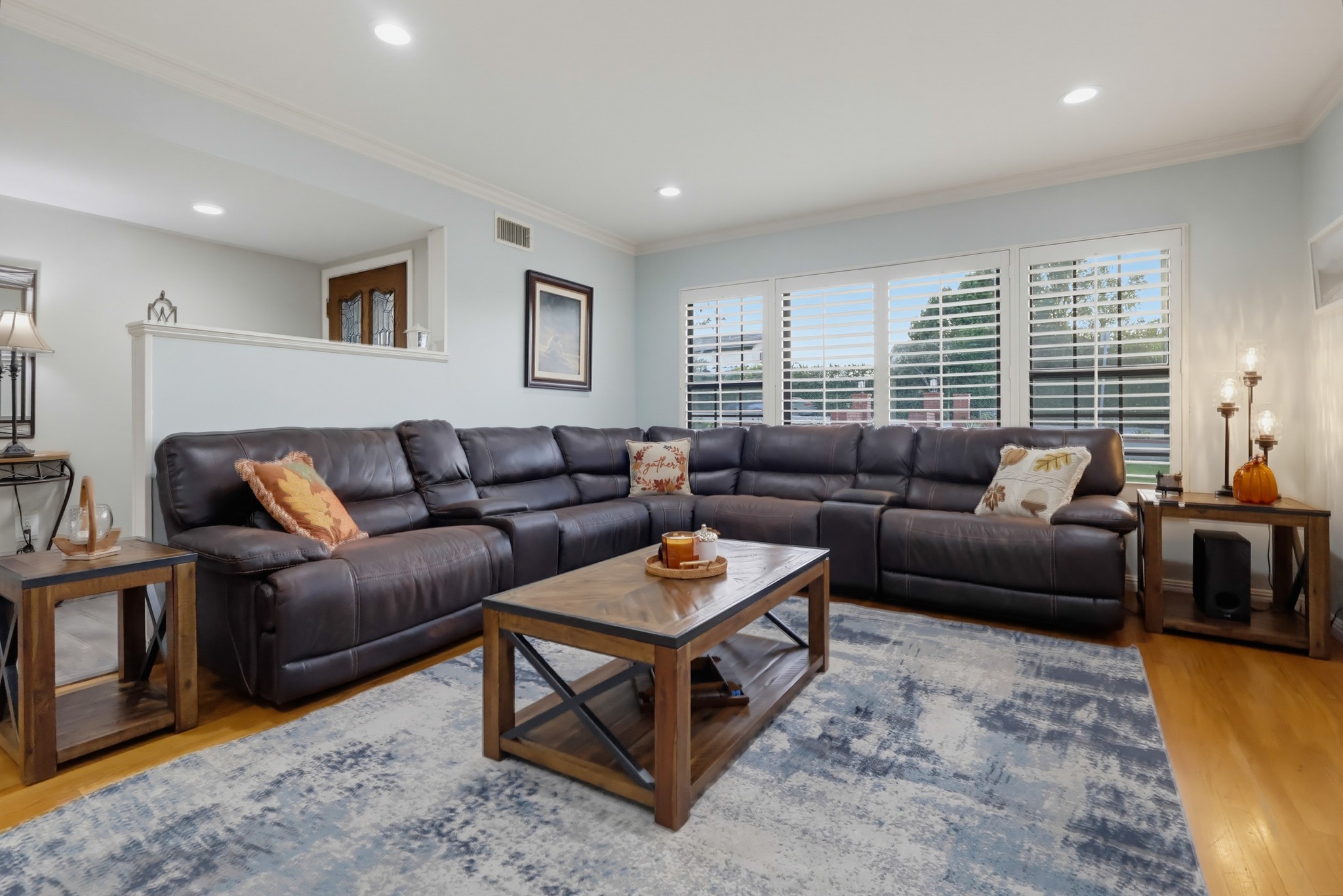 Virtual tour photo 45 of 113 for 10904 La Mirada Blvd