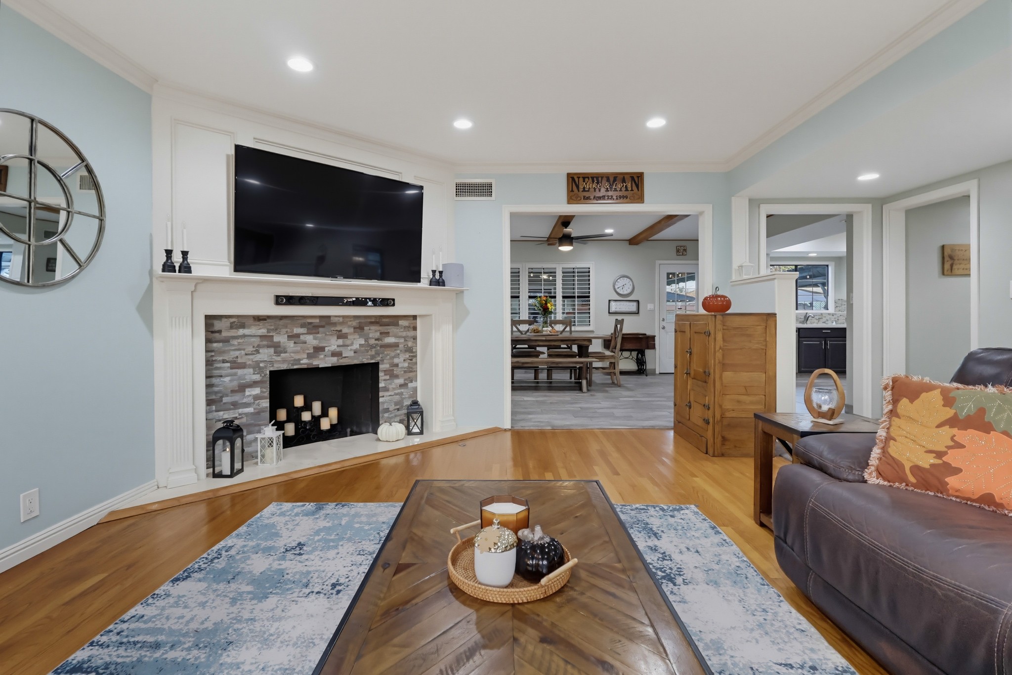Virtual tour photo 48 of 113 for 10904 La Mirada Blvd