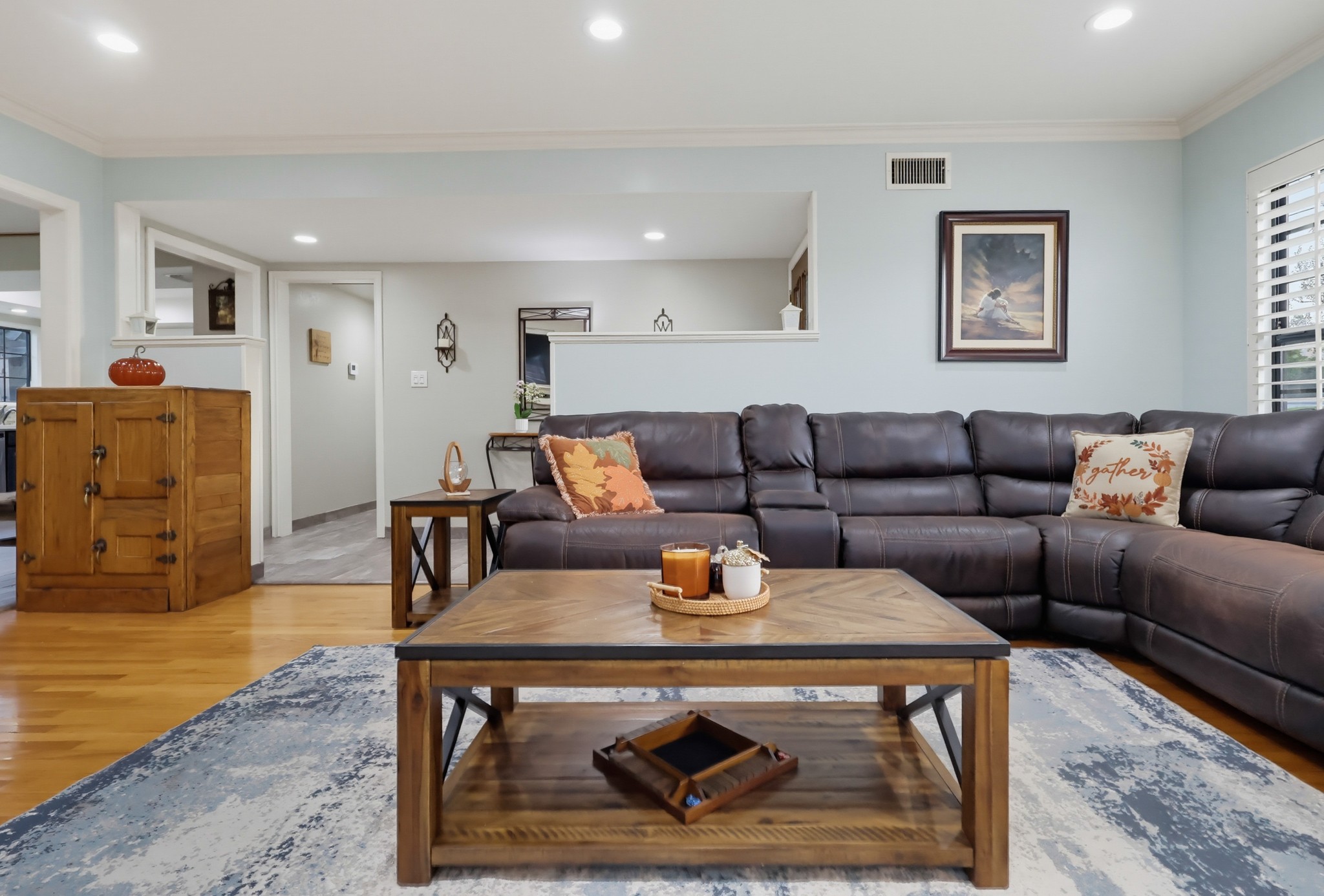 Virtual tour photo 50 of 113 for 10904 La Mirada Blvd
